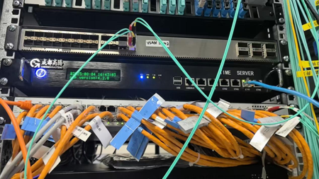 NTP服務(wù)器上架圖